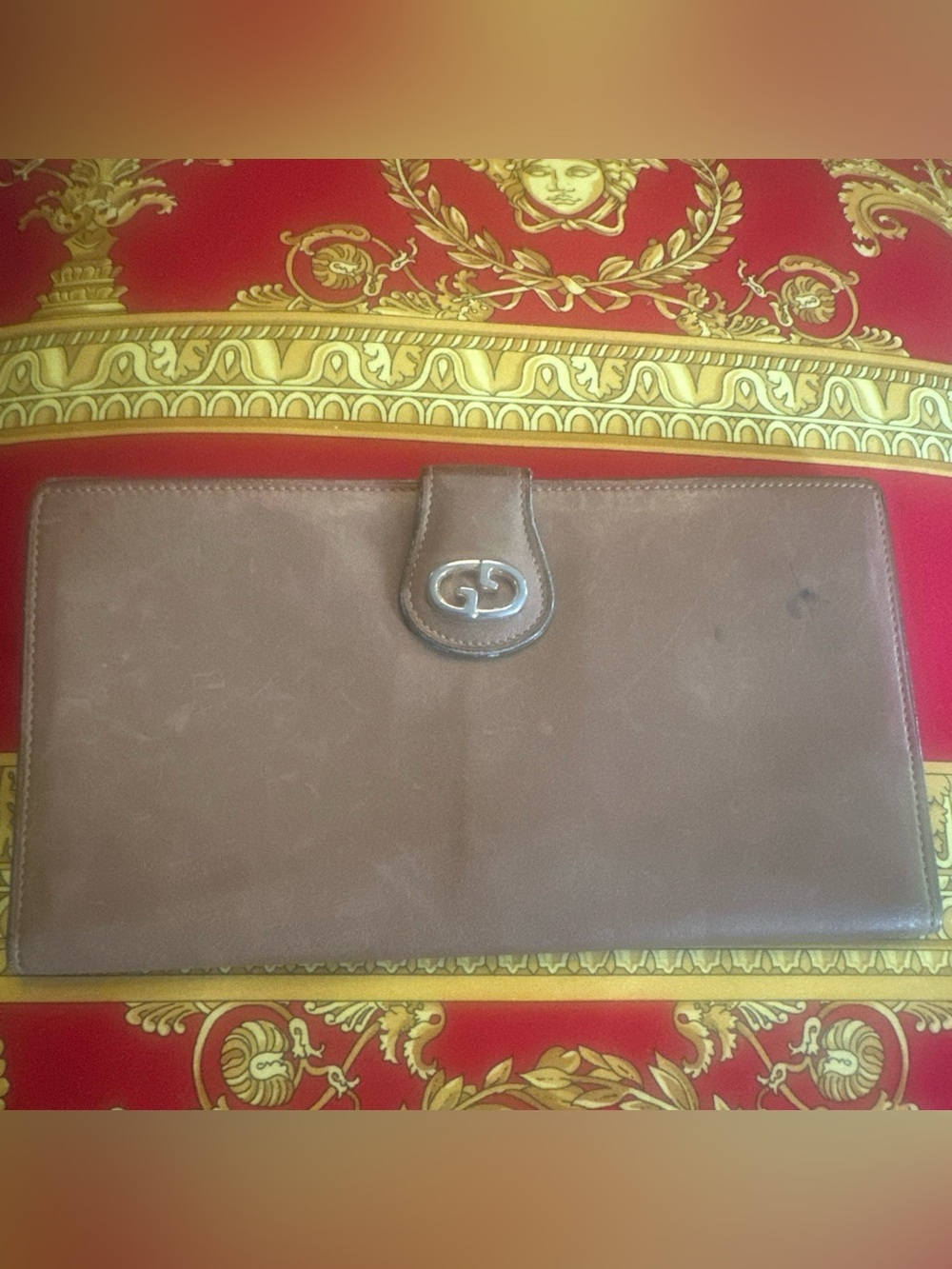 Gucci Vintage Nude-Tan Soft Leather checkbook wallet With Gold Hardware